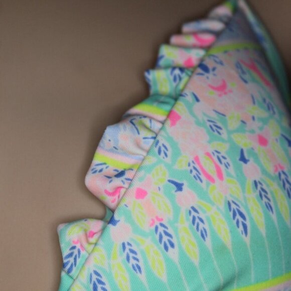 ✨2/$20 Victoria's Secret Ruffle Halter Tie Bikini Top White Pastel 36C H10583 - Picture 3 of 6